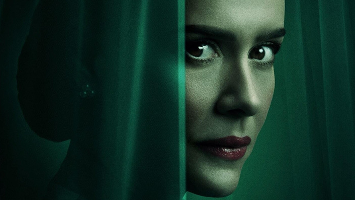 Sarah Paulson brings the cuckoo to the nest in Ratched
