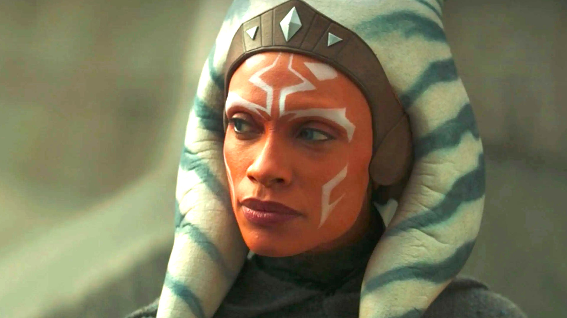 Spotlight on Rosario Dawson: from 90s kid to wise (and butt-kicking) Jedi