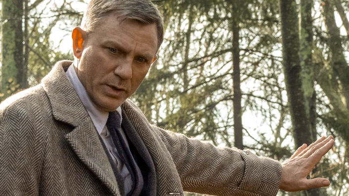 Stop right there, you have tickets to our Knives Out previews to win